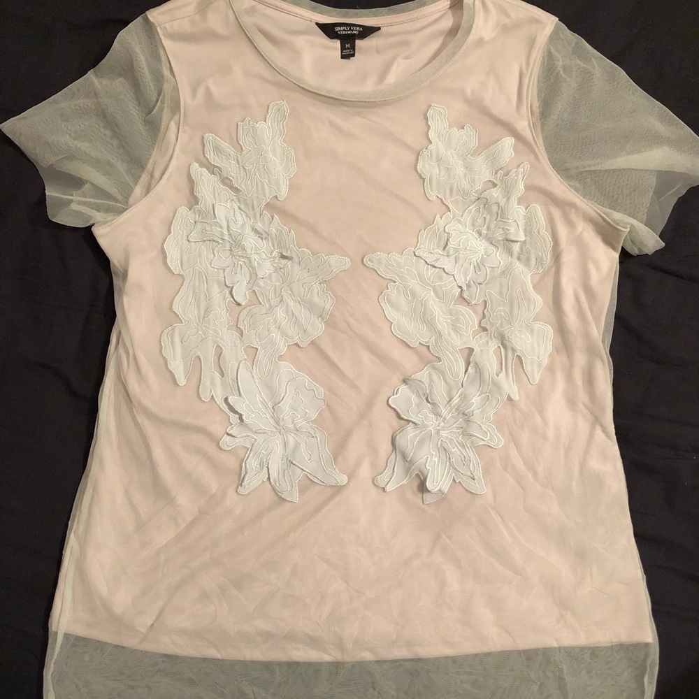 mesh lace tee simply vera wang medium
